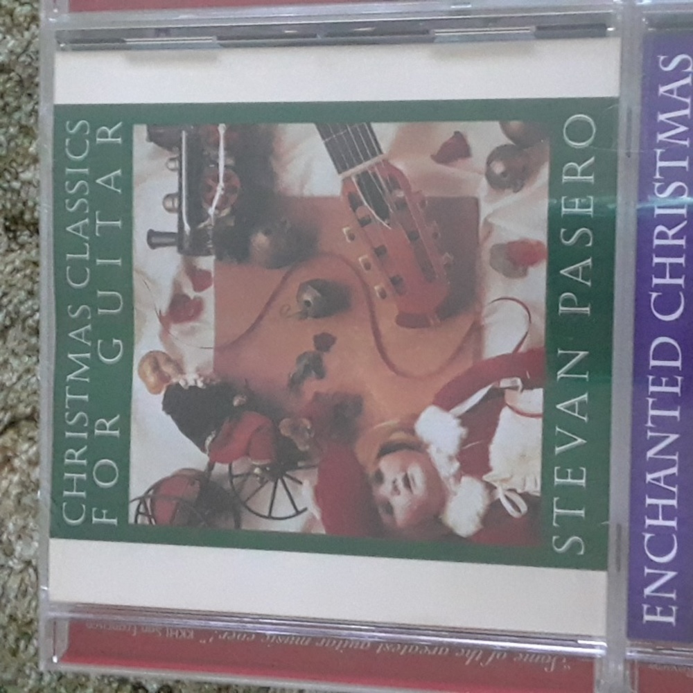 Christmas CDs - Picture 2 of 9
